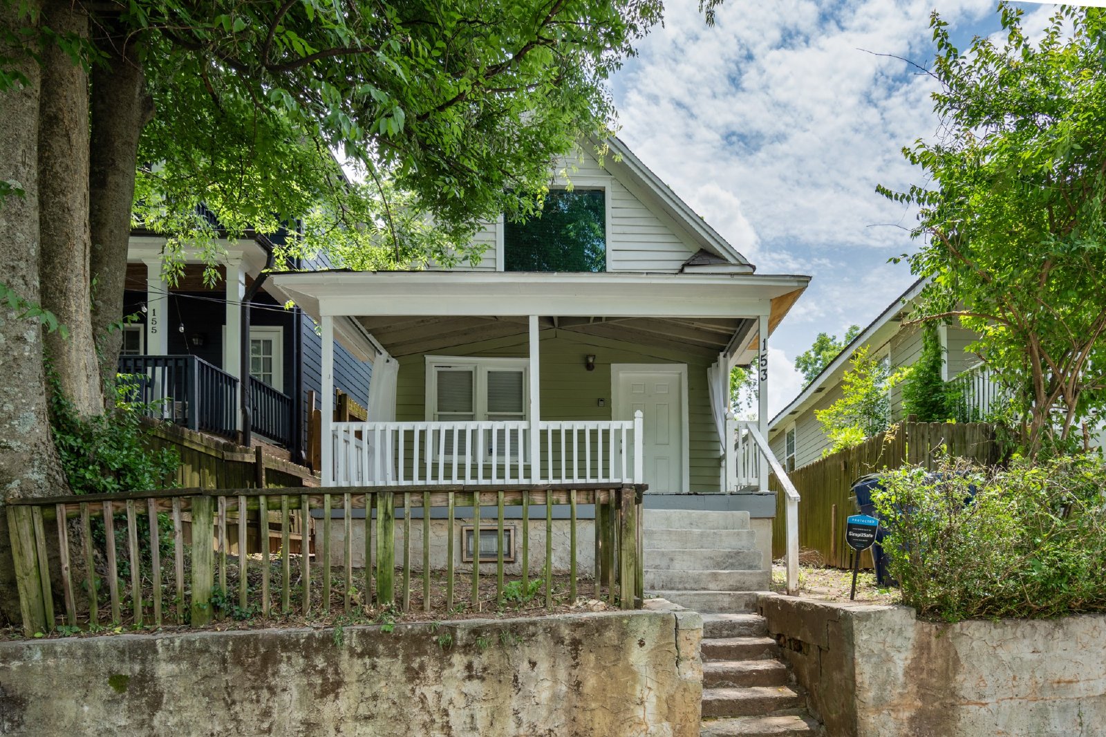 153 Little Street SE